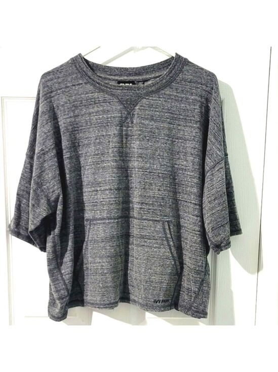 IVY PARK Sweaters - Ivy Park Women's Pull-Over Split Back Knit Sweater Top Size M